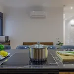 Living4malaga Miramar Luxe * Málaga